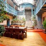 Hostal Suecia I